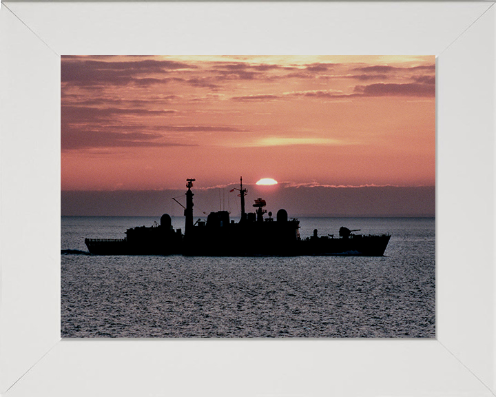 HMS Cardiff D108 Royal Navy Type 42 destroyer Photo Print or Framed Print - Hampshire Prints