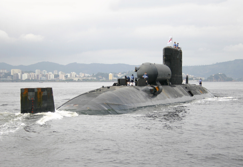 HMS Spartan S105 Royal Navy Swiftsure class Submarine Photo Print or Framed Print - Hampshire Prints