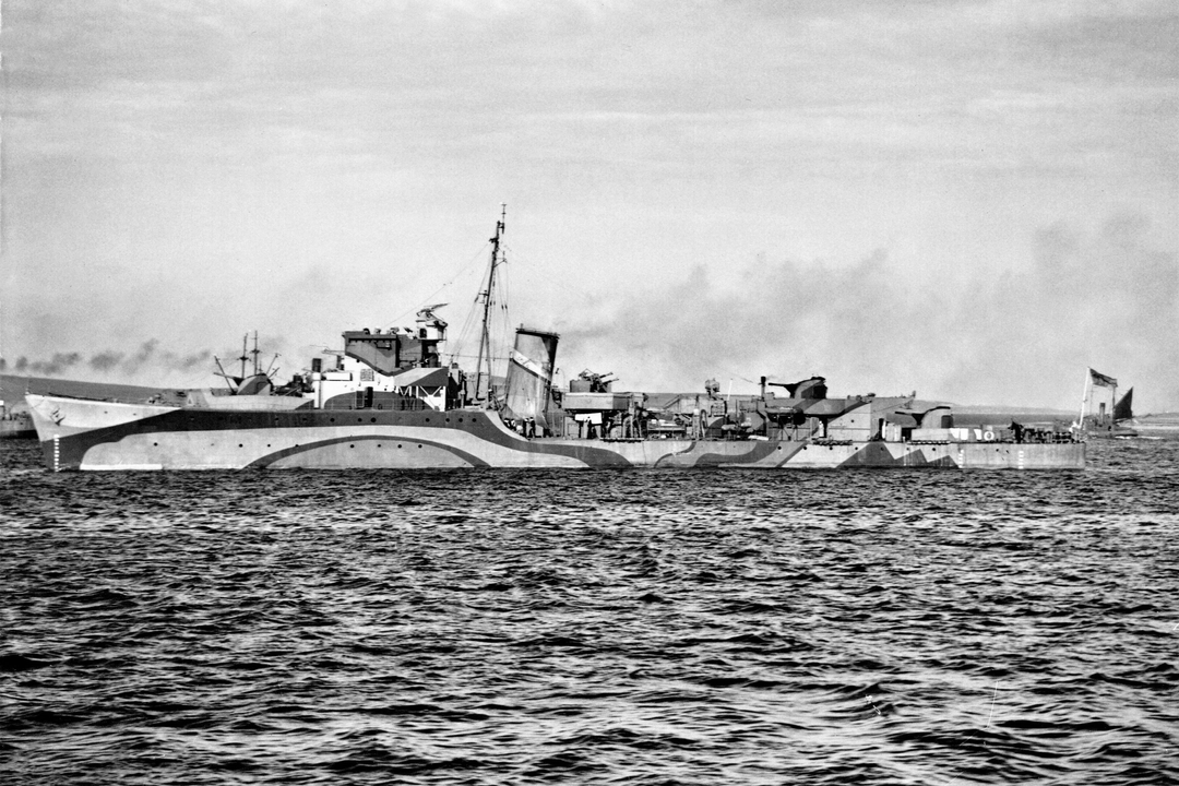 HMS Tetcott L99 Royal Navy Hunt class destroyer Photo Print or Framed Print - Hampshire Prints