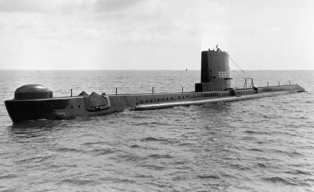 HMS Alderney S66 (P416) Submarine | Photo Print | Framed Print | Amphion class | Royal Navy Hampshire Prints