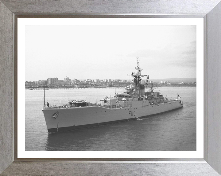 HMS Berwick F115 | Photo Print | Framed Print | Rothesay Class | Frigate | Royal Navy Hampshire Prints