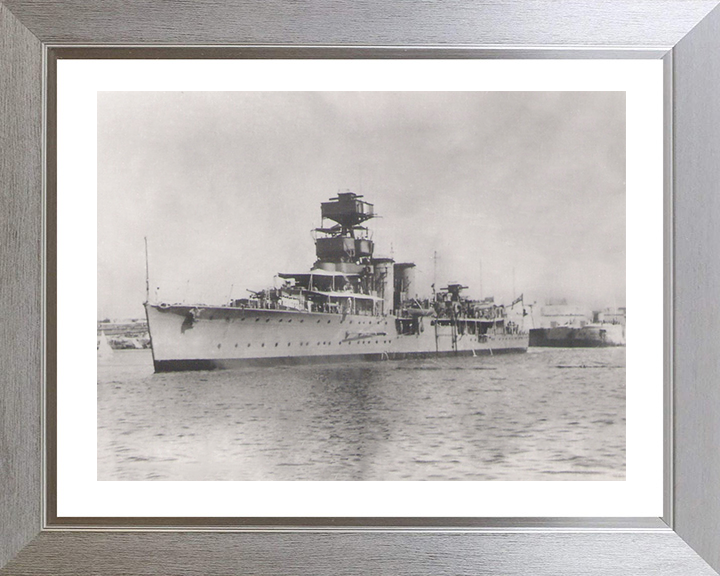HMS Curlew D42 | Photo Print | Framed Print | C Class | Light Cruiser | Royal Navy Hampshire Prints