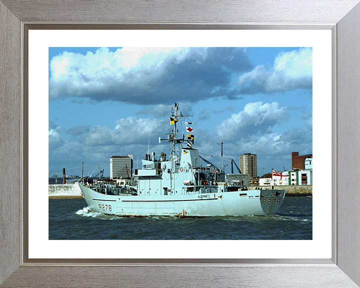 HMS Alderney P278 Royal Navy Island class Patrol Vessel Photo Print or Framed Photo Print - Hampshire Prints