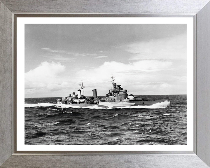 HMS Belfast C35 Royal Navy Town class light cruiser Photo Print or Framed Print - Hampshire Prints