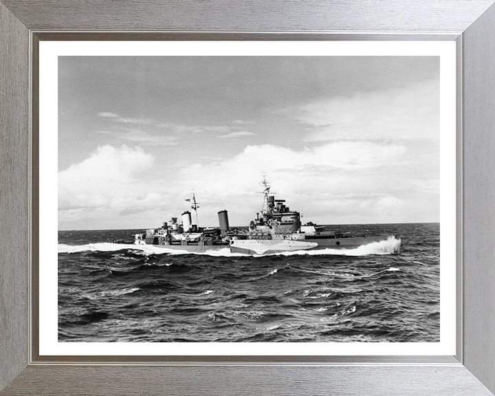 HMS Belfast C35 | Photo Print | Framed Print | Town Class | Light Cruiser | Royal Navy Hampshire Prints