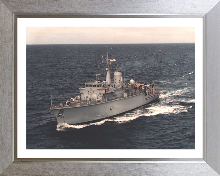 HMS Cattistock (M31) Photo Print - Port Side View at Sea - Royal Navy Hunt Class MineHunter Hampshire Prints 10 x 8 Silver Frame Yes