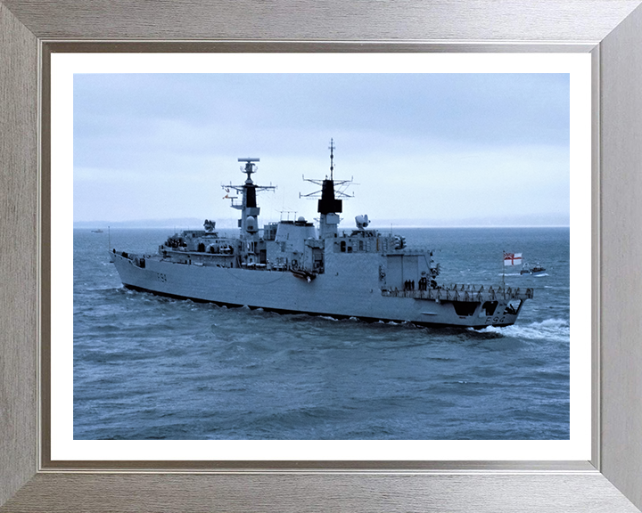 HMS Brave F94 | Photo Print | Framed Print | Poster | Type 22 | Frigate | Royal Navy Hampshire Prints