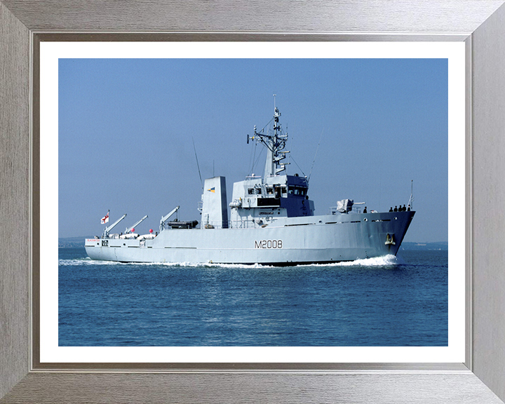 HMS Blackwater M2008 | Photo Print | Framed Print | River Class | Minesweeper | Royal Navy Hampshire Prints