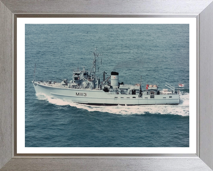 HMS Brereton M1113 Royal Navy Ton class minesweeper Photo Print or Framed Print - Hampshire Prints