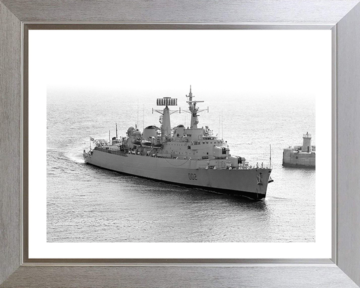 HMS Devonshire D02 | Photo Print | Framed Print | County Class | Destroyer | Royal Navy Hampshire Prints