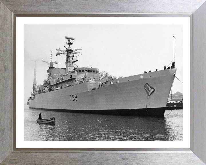 HMS Battleaxe F89 | Photo Print | Framed Print | Poster | Type 22 | Frigate | Royal Navy Hampshire Prints