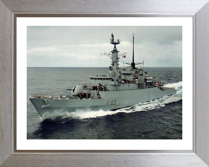 HMS Amazon (F169) Photo Print - Underway - Royal Navy Type 21 Frigate Hampshire Prints 10 x 8 Silver Frame Yes