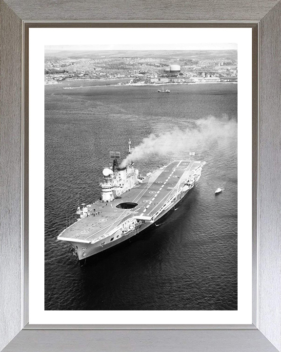 HMS Eagle R05 Royal Navy Audacious class aircraft carrier Photo Print or Framed Print - Hampshire Prints