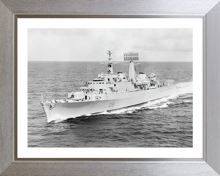HMS Antrim D18 | Photo Print | Framed Print | County Class | Destroyer | Royal Navy Hampshire Prints