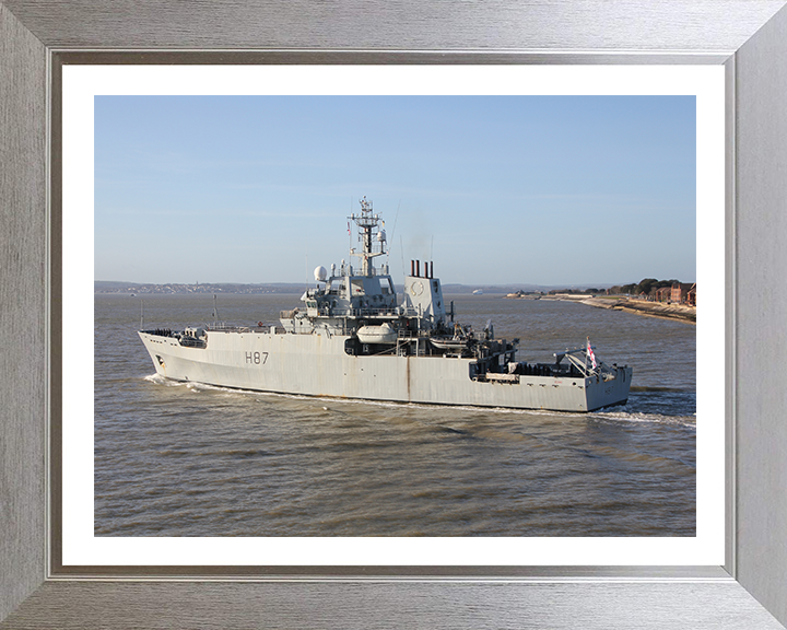 HMS Echo H87 | Photo Print | Framed Print | Echo Class | Survey Vessel | Royal Navy Hampshire Prints