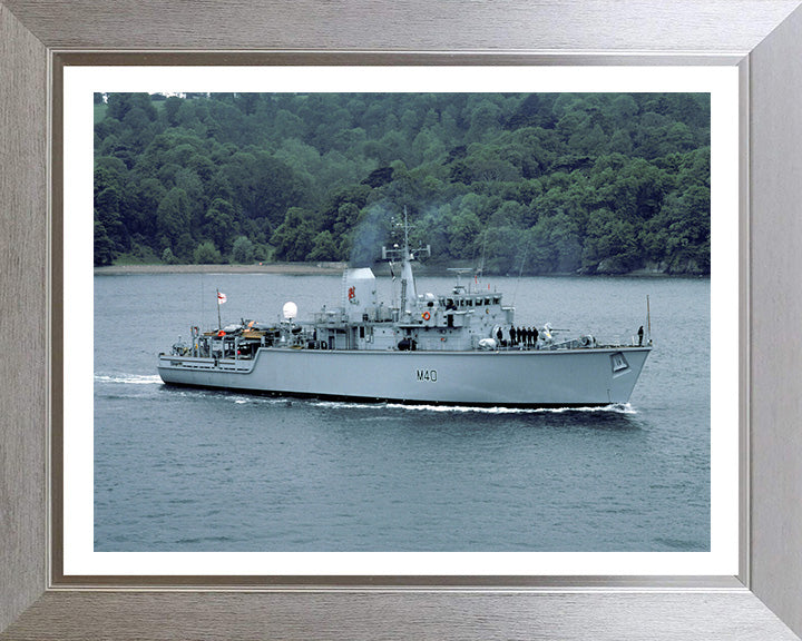 HMS Berkeley M40 Royal Navy Hunt class mine countermeasures vessel Photo Print or Framed Print - Hampshire Prints