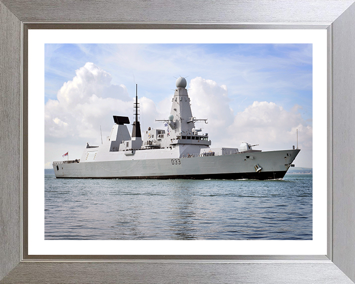HMS Dauntless (D33) Photo Print - Low Starboard Side View - Royal Navy Type 45 Destroyer Hampshire Prints 10 x 8 Silver Frame Yes