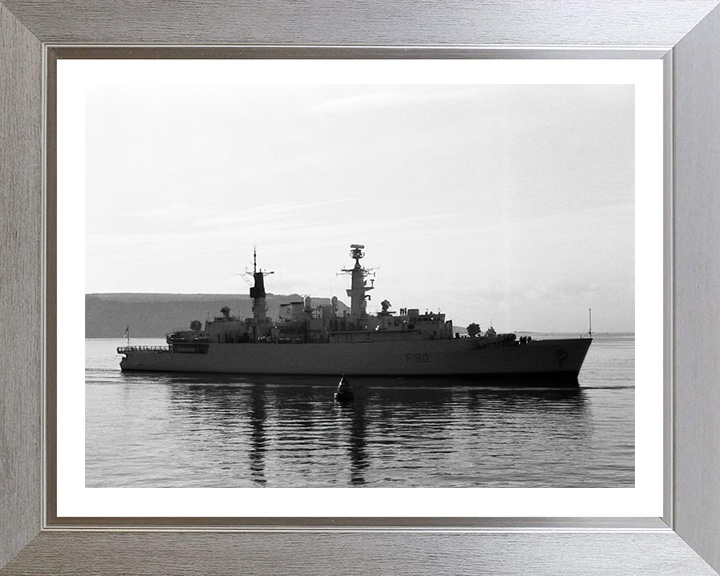 HMS Brilliant F90 Royal Navy Type 22 Frigate Photo Print or Framed Print - Hampshire Prints