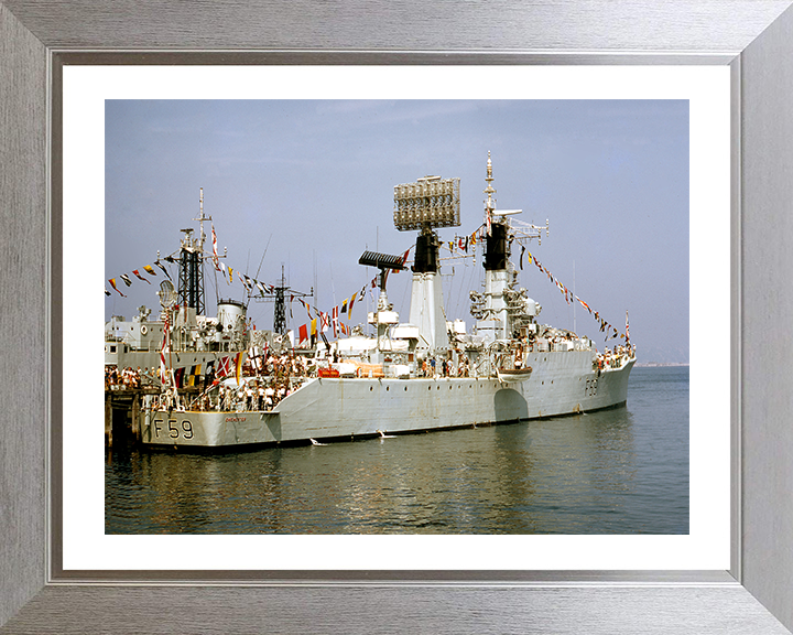 HMS Chichester F59 Royal Navy Salisbury class Frigate Photo Print or Framed Print - Hampshire Prints