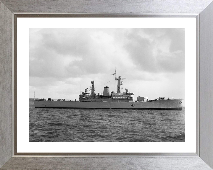 HMS Danae F47 | Photo Print | Framed Print | Poster | Leander Class | Frigate | Royal Navy Hampshire Prints