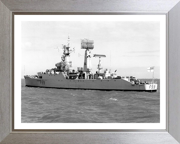 HMS Chichester F59 Royal Navy Salisbury class Frigate Photo Print or Framed Print - Hampshire Prints