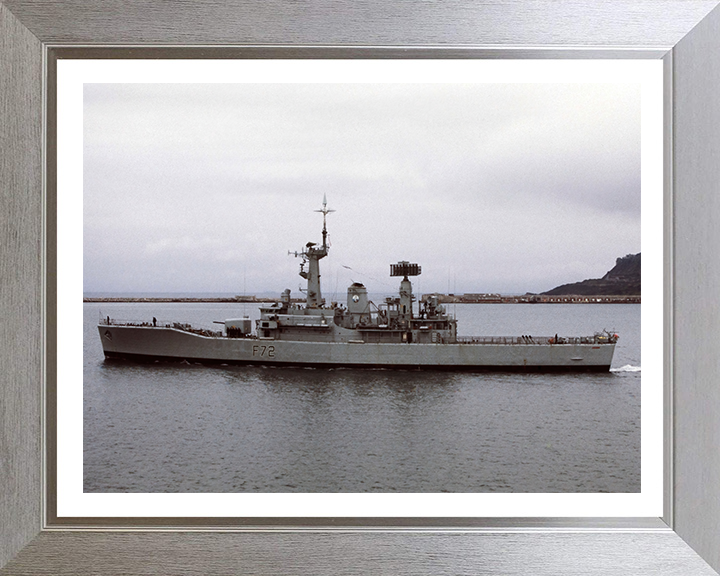HMS Ariadne F72 | Photo Print | Framed Print | Leander Class | Frigate | Royal Navy Hampshire Prints