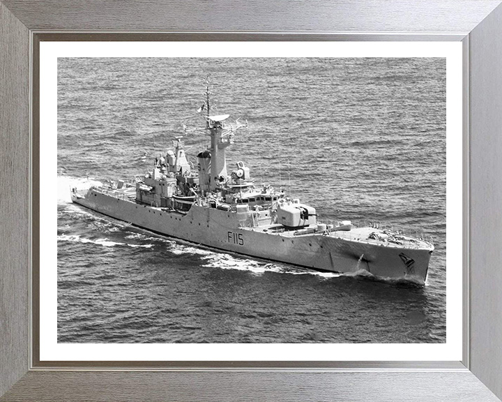 HMS Berwick F115 | Photo Print | Framed Print | Rothesay Class | Frigate | Royal Navy Hampshire Prints