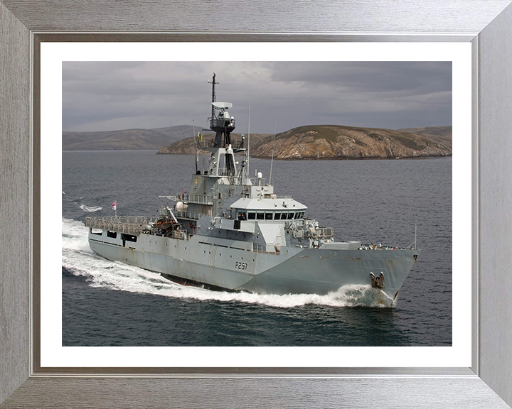 HMS Clyde P257 | Photo Print | Framed Print | River Class | Patrol Vessel | Royal Navy Hampshire Prints