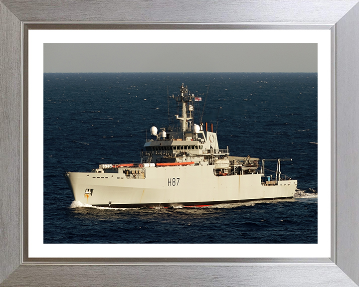 HMS Echo H87 | Photo Print | Framed Print | Echo Class | Survey Vessel | Royal Navy Hampshire Prints