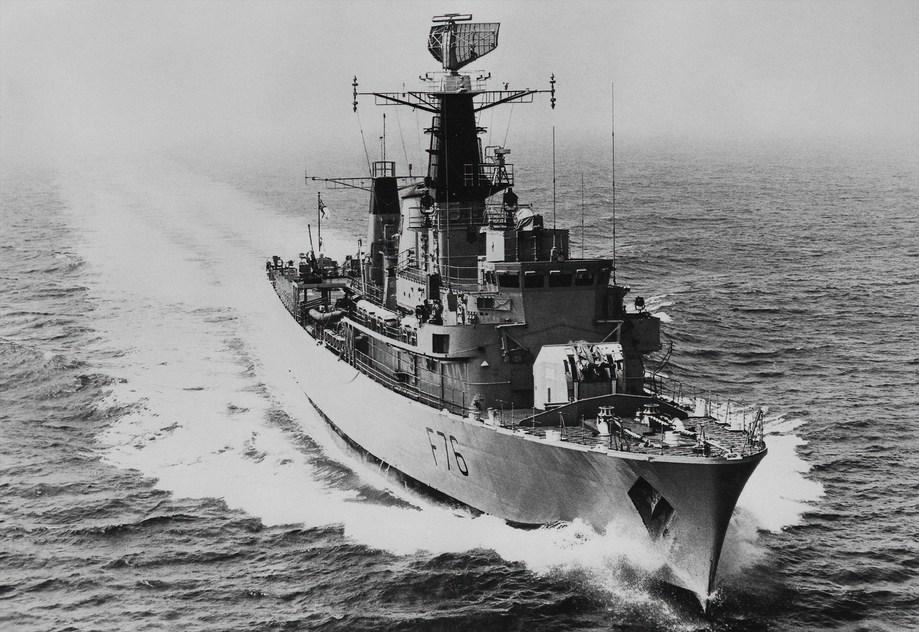 HMS Mermaid (F76) - At Sea - Royal Navy Mermaid Class Frigate Photo ...