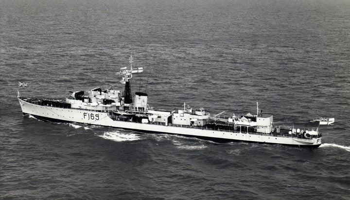 HMS Paladin F169 (G69) | Photo Print | Framed Print | P Class | Destroyer | Royal Navy Hampshire Prints
