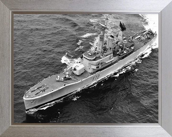 HMS Ariadne F72 | Photo Print | Framed Print | Leander Class | Frigate | Royal Navy Hampshire Prints