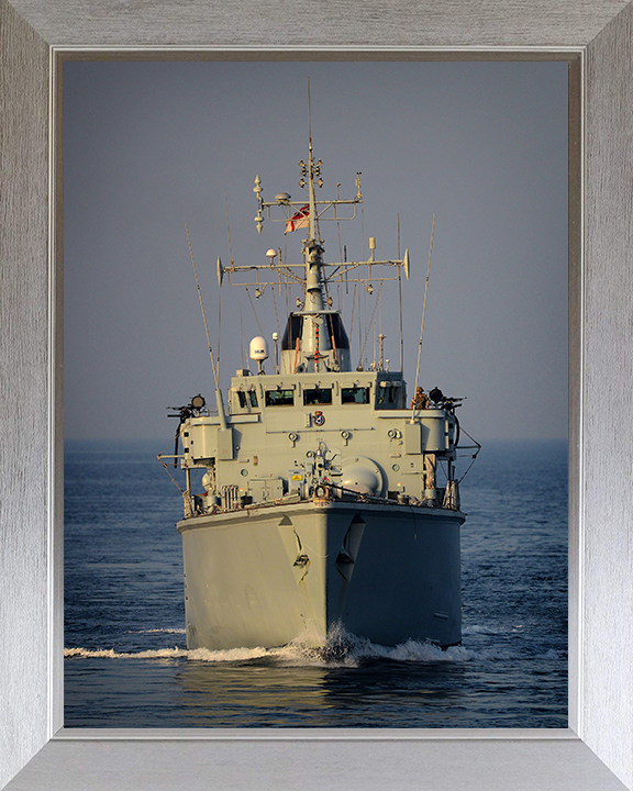 HMS Chiddingfold M37 | Photo Print | Framed Print | Hunt Class | Minehunter | Royal Navy Hampshire Prints