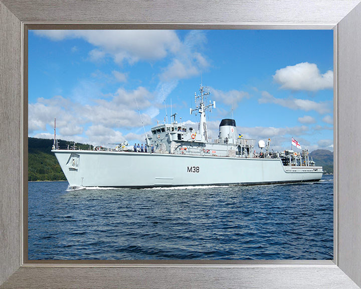 HMS Atherstone M38 | Photo Print | Framed Print | Hunt Class | Mine Warfare Vessel | Royal Navy Hampshire Prints