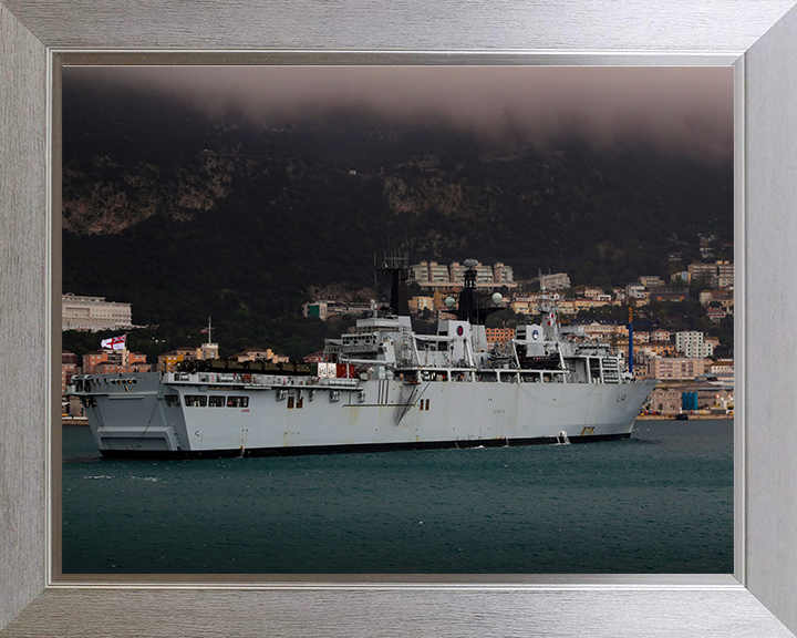 HMS Albion L14 | Photo Print | Framed Print | Albion Class | Amphibious ship | Royal Navy Hampshire Prints