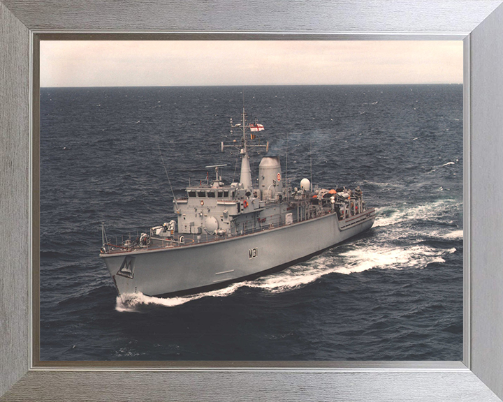HMS Cattistock (M31) Photo Print - Port Side View at Sea - Royal Navy Hunt Class MineHunter Hampshire Prints 10 x 8 Silver Frame No