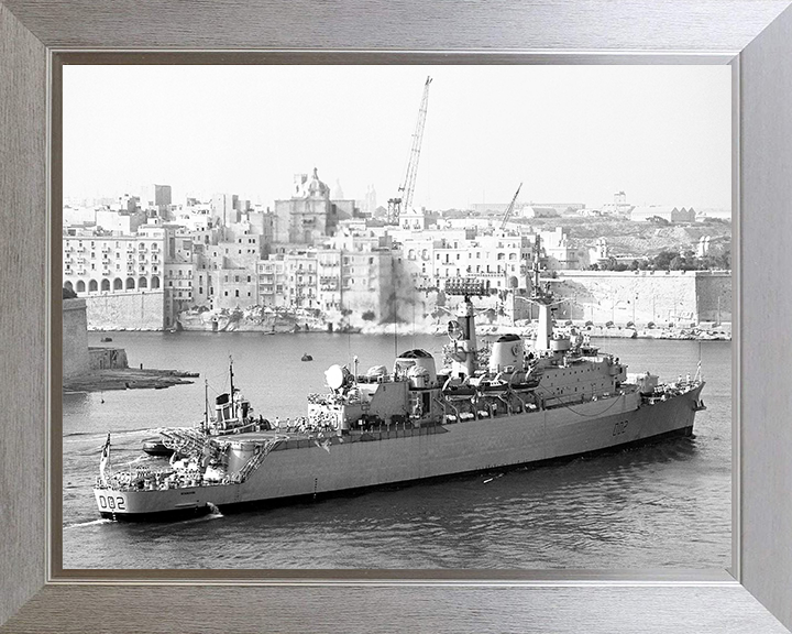HMS Devonshire D02 | Photo Print | Framed Print | County Class | Destroyer | Royal Navy Hampshire Prints