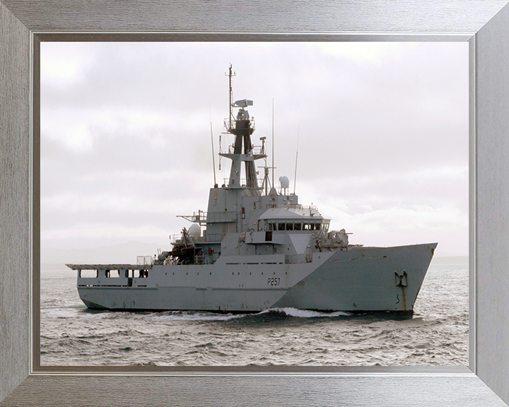 HMS Clyde P257 | Photo Print | Framed Print | River Class | Patrol Vessel | Royal Navy Hampshire Prints
