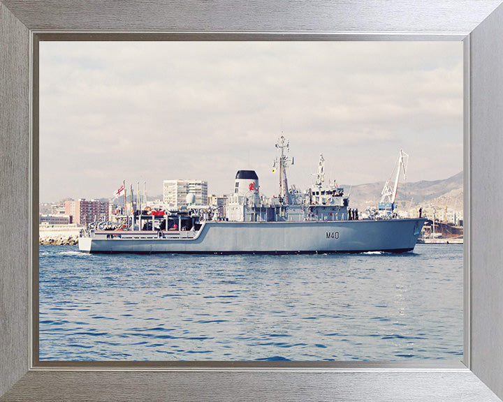 HMS Berkeley M40 | Photo Print | Framed Print | Hunt Class | Mine Warfare Vessel | Royal Navy Hampshire Prints