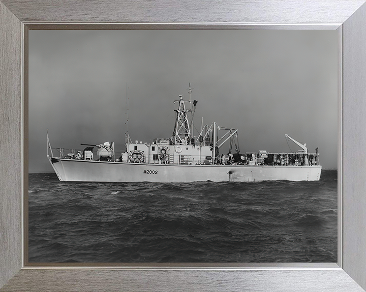 HMS Aveley M2002 Royal Navy Ley class minesweeper Photo Print or Framed Print - Hampshire Prints