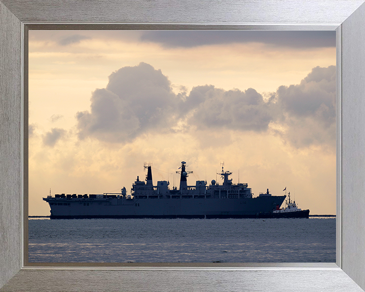 HMS Albion L14 Royal Navy Albion Class amphibious ship Photo Print or Framed Print - Hampshire Prints