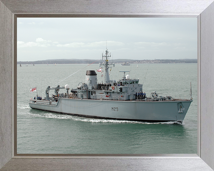 HMS Brecon M29 | Photo Print | Framed Print | Hunt Class | Mine Warfare Vessel | Royal Navy Hampshire Prints