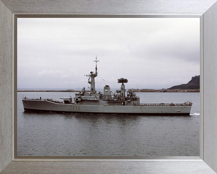HMS Ariadne F72 | Photo Print | Framed Print | Leander Class | Frigate | Royal Navy Hampshire Prints