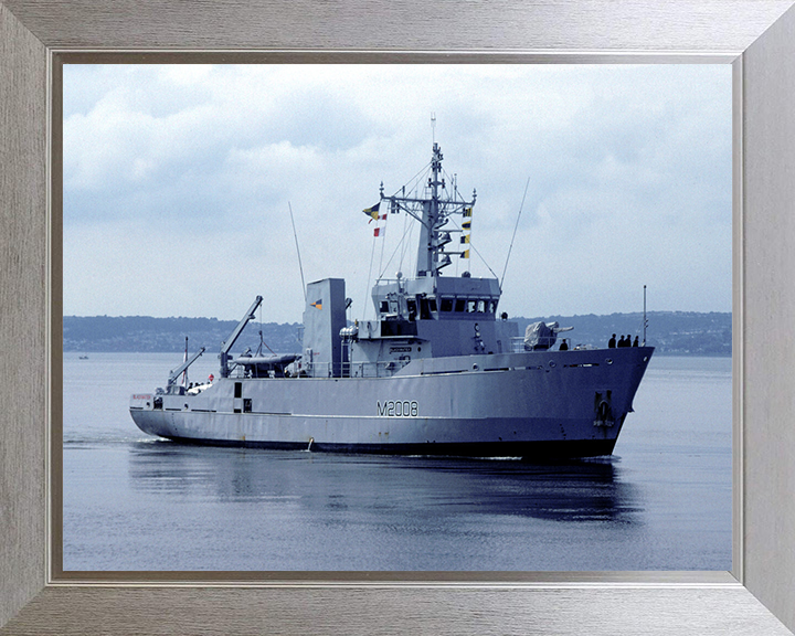HMS Blackwater M2008 | Photo Print | Framed Print | River Class | Minesweeper | Royal Navy Hampshire Prints