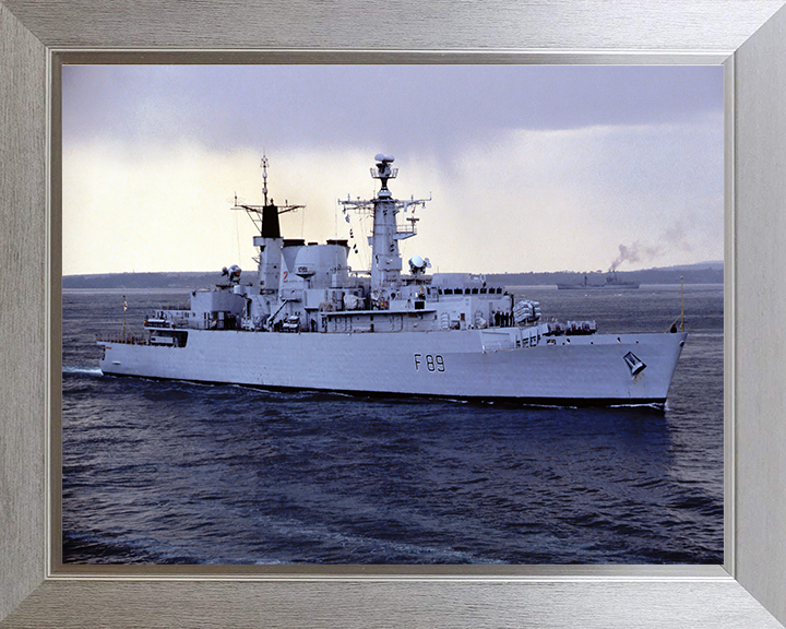 HMS Battleaxe (F89) Photo Print - Starboard Side View - Royal Navy Type 22 Frigate Hampshire Prints 10 x 8 Silver Frame No