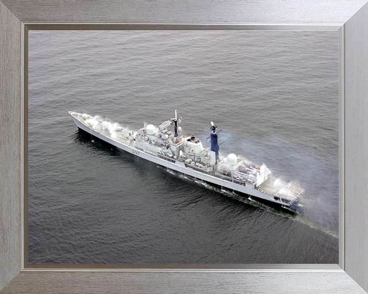 HMS Edinburgh (D97) Photo Print - Pre Wetting - Royal Navy Type 42 Destroyer Hampshire Prints 10 x 8 Silver Frame No