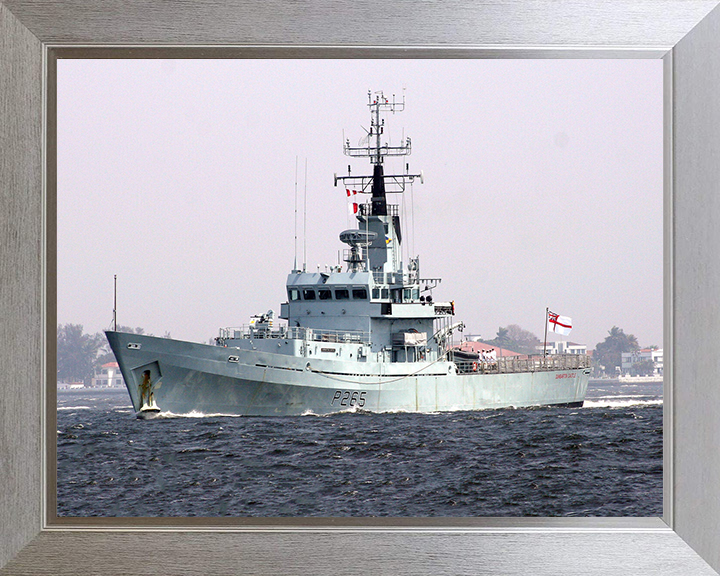 HMS Dumbarton Castle P265 | Photo Print | Framed Print | Castle Class | Patrol Vessel | Royal Navy Hampshire Prints