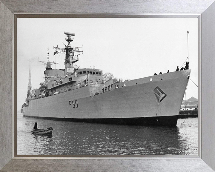 HMS Battleaxe F89 Royal Navy Type 22 Frigate Photo Print or Framed Print - Hampshire Prints