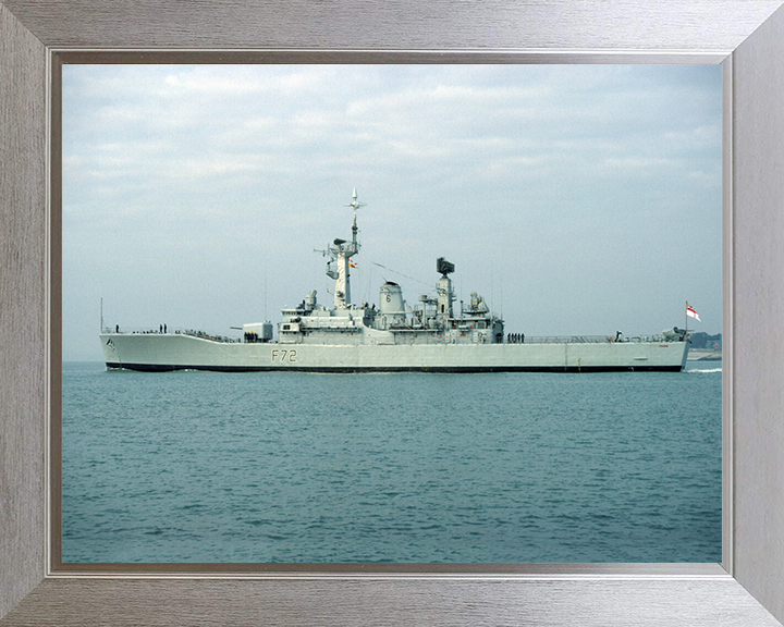 HMS Ariadne F72 | Photo Print | Framed Print | Leander Class | Frigate | Royal Navy Hampshire Prints