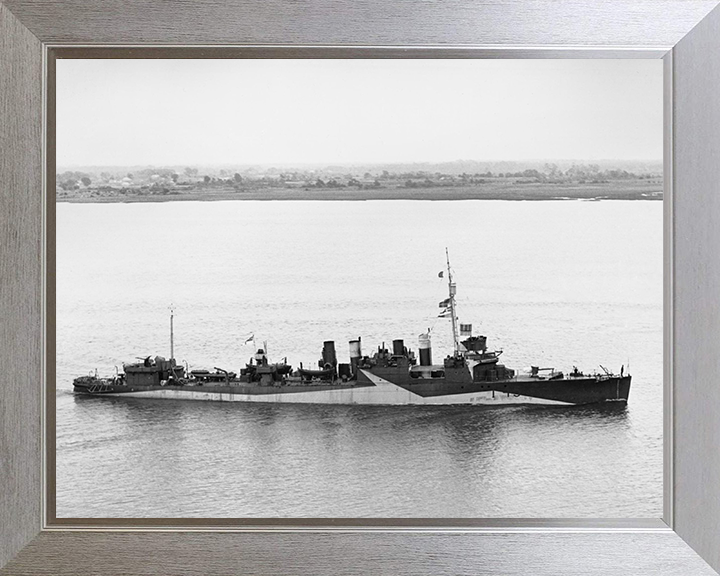 HMS Churchill I45 | Photo Print | Framed Print | Town Class | Destroyer | Royal Navy Hampshire Prints